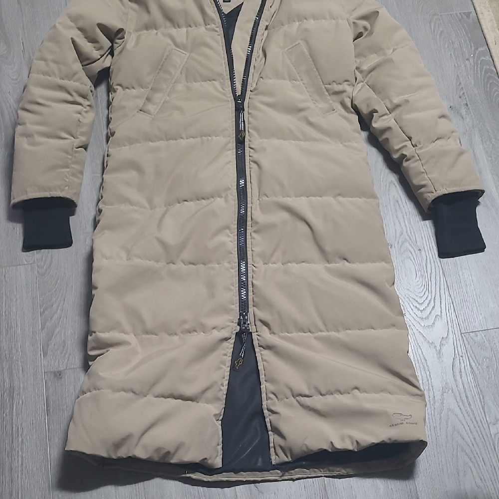 Canada Goose Tan Parka with Fur Trim Style 3035L - Picture 8 of 16